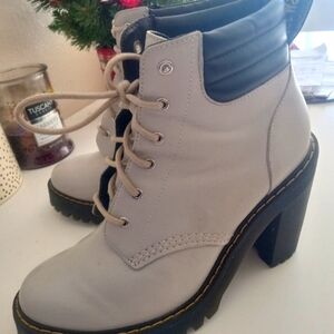 Dr. Martin woman's size 9 grey heel boots